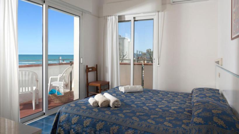 Hotel Panoramic Riccione Esterno foto